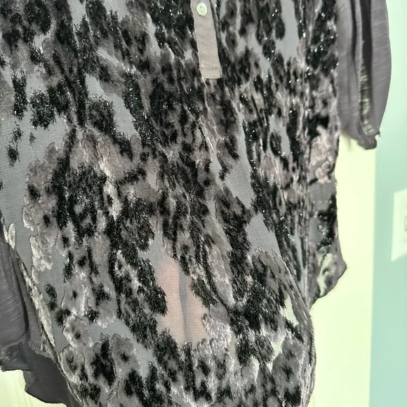 Anthropologie Top - Picture 4 of 10